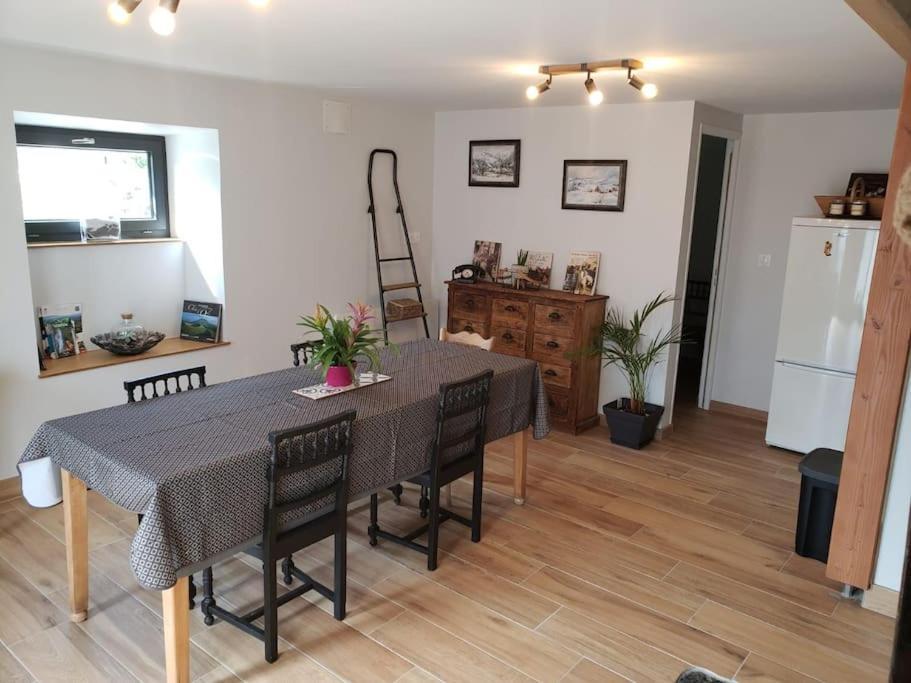 L'Atelier De Jean Villa Velzic Eksteriør billede